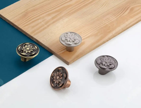 DK211 Knob | Satin | Antique | Copper Antique |  Bronze