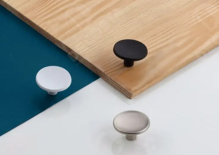DK3005 Knob | Button Knob | White | Black | Satin Lekar