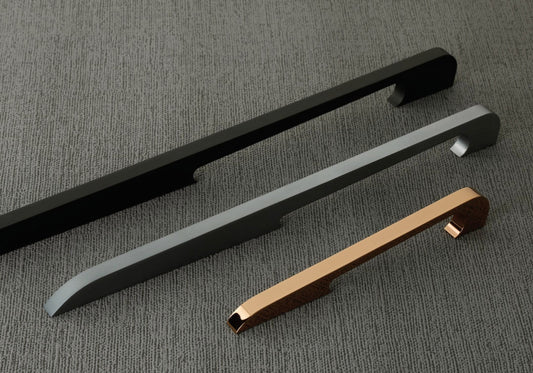 WH013 Aluminium Modern and Sleek Wardrobe Handle | Cabinet Handle | Wooden Furniture Handle | Door Handle | 1 pc